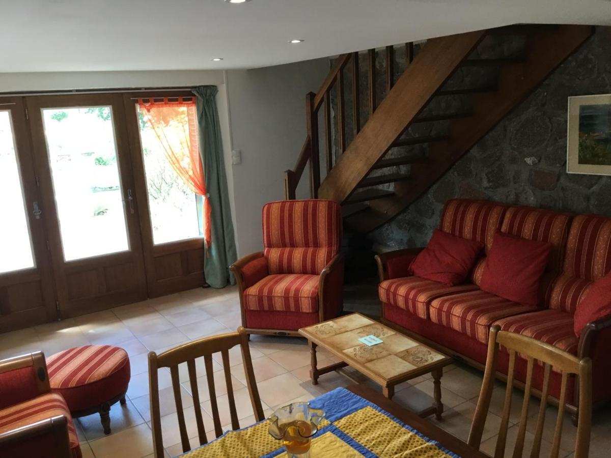 Вилла La Garenne Exideuil-sur-Vienne Экстерьер фото